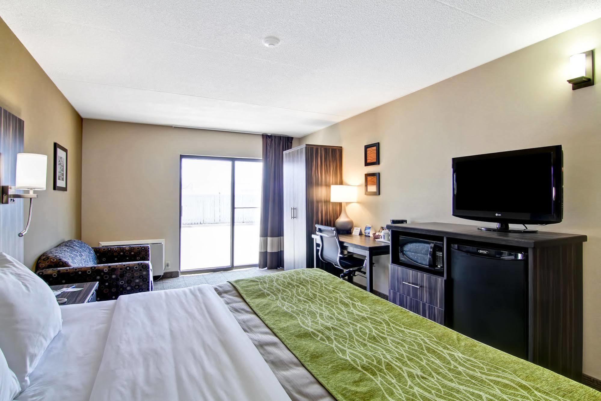 Comfort Inn Sainte-Catherine Exteriér fotografie